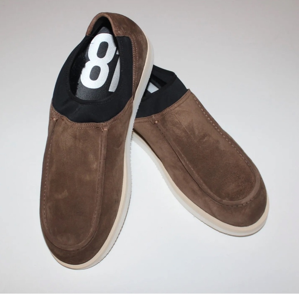 P448 BABY MOC SUEDED LEATHER
SHEARLING LINED CHOCOLATE
SNEAKER. NIB $245. 10/43